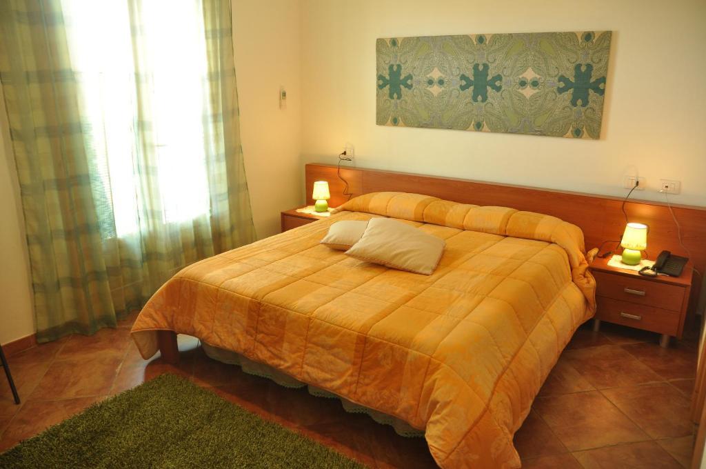 Hotel California Carloforte (Isola di San Pietro)
