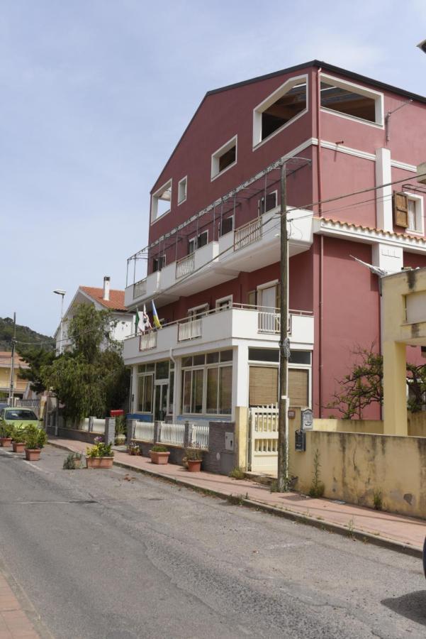 California Hotel